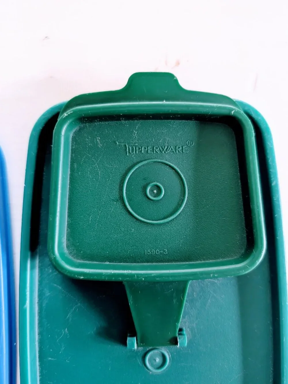 VTG Set of 2 Tupperware Cereal Keeper Store N Pour Containers Blue Green Flip